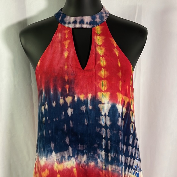 🛍 6 for $35 • Entro Tie Dye Cut Out Mock Neck Matilda Mini Dress - Picture 4 of 16